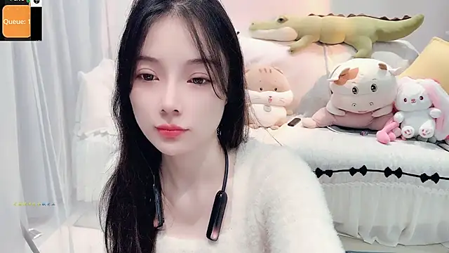 Snapshot of AKiKi711 chatting on October 2025 03:33:02 PM AKiKi711 online show from October 2025 03:33:02 PM