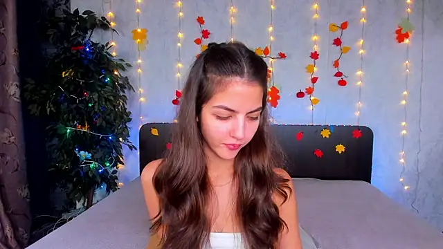 Milana Crystal  online show from November 2025 08:24:01 AM