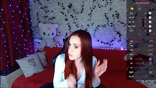 Snapshot of Sidney_blush chatting on December 2024 10:34:02 AM Sidney blush online show from December 2024 10:34:02 AM