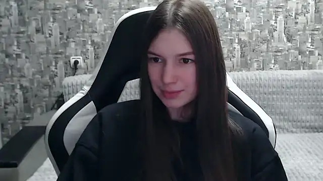 Snapshot of MissMiaCutie chatting on February 2025 11:36:01 AM MissMiaCutie online show from February 2025 11:36:01 AM