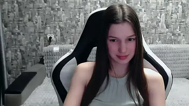 Snapshot of MissMiaCutie chatting on February 2025 03:09:01 PM MissMiaCutie online show from February 2025 03:09:01 PM
