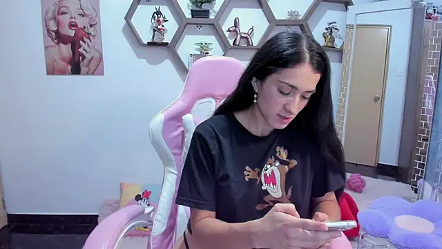 SharonSander online show from May 2026 12:27:02 AM