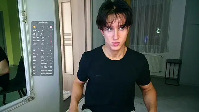 ChristianLevine  online show from April 2026 05:32:02 PM