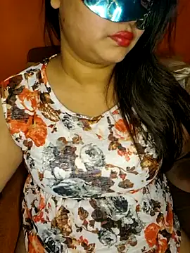 Snapshot of Horny_cougar chatting on March 2025 02:10:02 PM Horny cougar online show from March 2025 02:10:02 PM