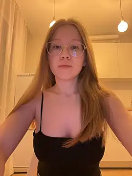 Eva Weyne online show from October 2025 08:06:02 PM