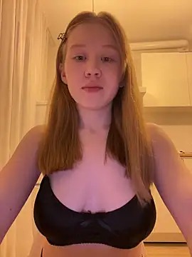 Eva Weyne online show from May 2026 08:39:01 PM