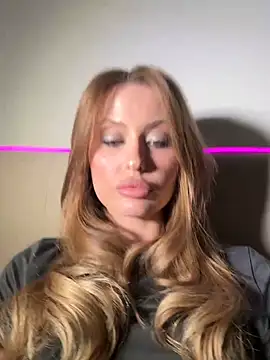 Sweet  Milly online show from April 2026 04:59:02 PM