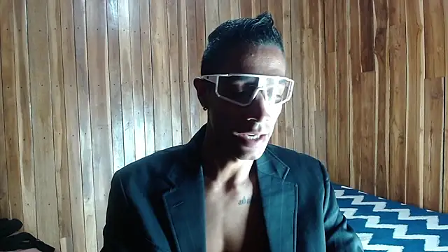 Snapshot of DEMARCOUS_NM chatting on March 2026 08:44:01 PM DEMARCOUS NM online show from March 2026 08:44:01 PM