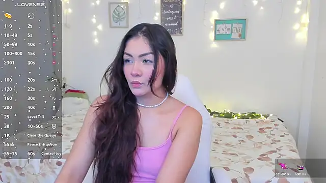 Snapshot of cute_baby5 chatting on December 2024 09:13:01 PM cute baby5 online show from December 2024 09:13:01 PM