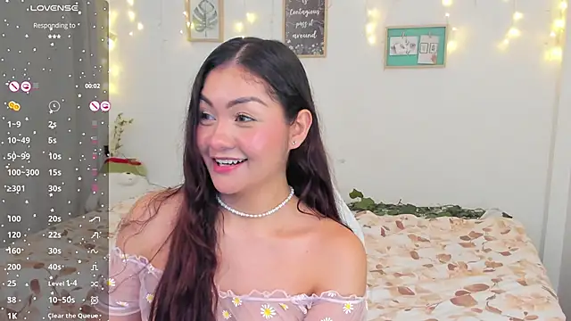 Snapshot of cute_baby5 chatting on December 2024 11:56:01 PM cute baby5 online show from December 2024 11:56:01 PM