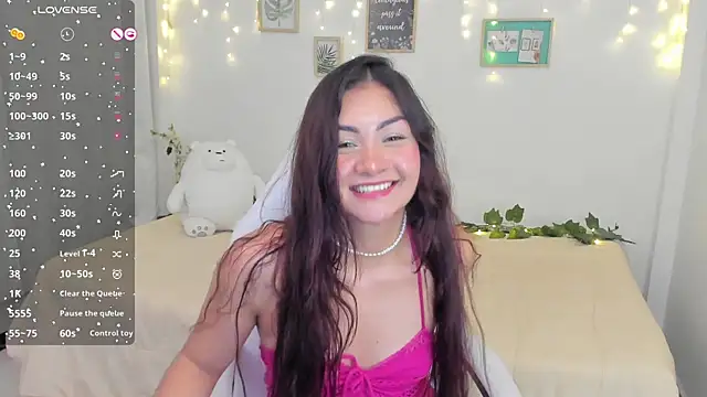 Snapshot of cute_baby5 chatting on January 2025 03:32:02 AM cute baby5 online show from January 2025 03:32:02 AM