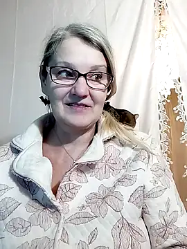 Snapshot of irinamaux chatting on January 2025 06:14:01 AM irinamaux online show from January 2025 06:14:01 AM