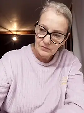 Snapshot of irinamaux chatting on November 2025 07:20:01 AM irinamaux online show from November 2025 07:20:01 AM