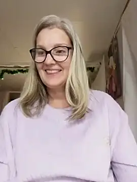 irinamaux online show from November 2025 10:58:02 PM