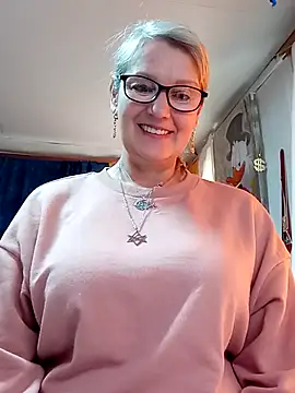 irinamaux online show from April 2026 07:00:01 AM