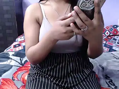 Freya nia online show from February 2025 06:16:01 PM