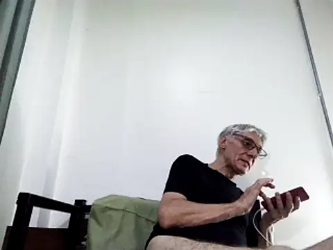 BIGUNCUTHARDCOCK online show from March 2025 02:43:02 PM