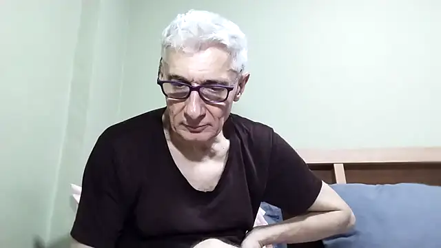 BIGUNCUTHARDCOCK online show from October 2025 02:49:01 PM