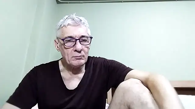 BIGUNCUTHARDCOCK online show from October 2025 12:53:01 AM