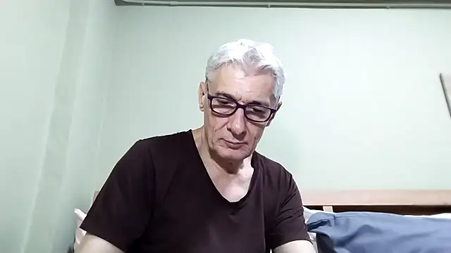 BIGUNCUTHARDCOCK online show from October 2025 01:10:02 PM