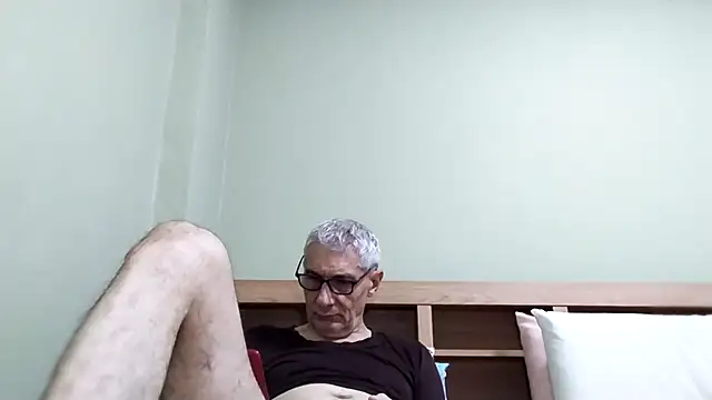 BIGUNCUTHARDCOCK online show from January 2026 02:59:02 AM