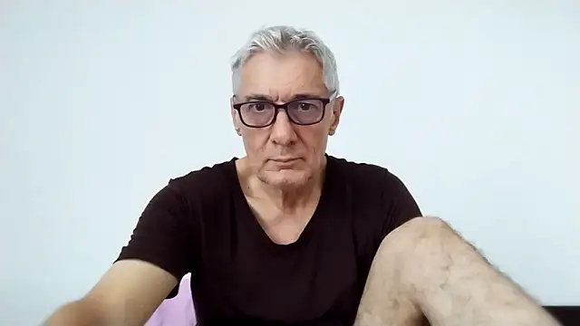 BIGUNCUTHARDCOCK online show from May 2026 01:47:01 AM