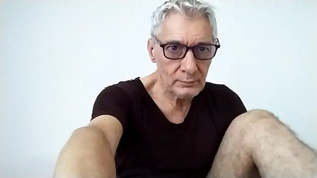 BIGUNCUTHARDCOCK online show from May 2026 12:16:02 AM