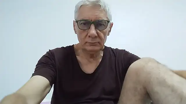 BIGUNCUTHARDCOCK online show from June 2026 12:19:01 AM
