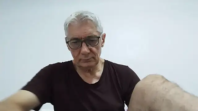BIGUNCUTHARDCOCK online show from June 2026 11:57:02 PM