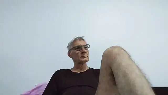 BIGUNCUTHARDCOCK online show from June 2026 12:04:02 AM