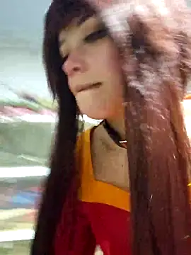 loIijanne online show from November 2025 12:32:01 AM