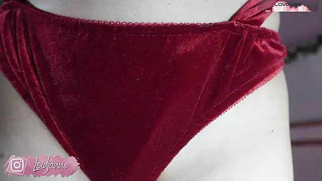 Snapshot of loIijanne chatting on February 2026 12:20:01 AM loIijanne online show from February 2026 12:20:01 AM