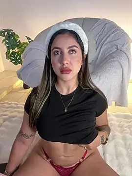 Sarapalmer1 online show from March 2025 10:34:02 PM