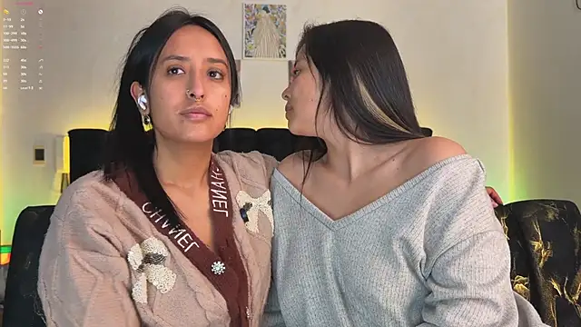 Snapshot of 2SummerLove1 chatting on February 2026 11:05:02 PM 2SummerLove1 online show from February 2026 11:05:02 PM