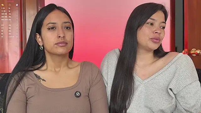 Snapshot of 2SummerLove1 chatting on March 2026 02:32:01 PM 2SummerLove1 online show from March 2026 02:32:01 PM