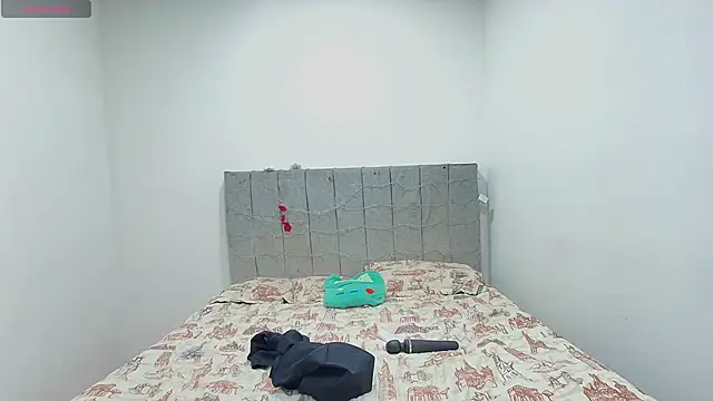 Snapshot of Samyq8 chatting on January 2026 08:21:02 PM Samyq8 online show from January 2026 08:21:02 PM