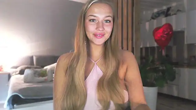 Snapshot of Milk_Bunny chatting on March 2026 05:48:01 AM Milk Bunny online show from March 2026 05:48:01 AM