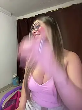 CristalGmez online show from April 2026 04:10:02 AM