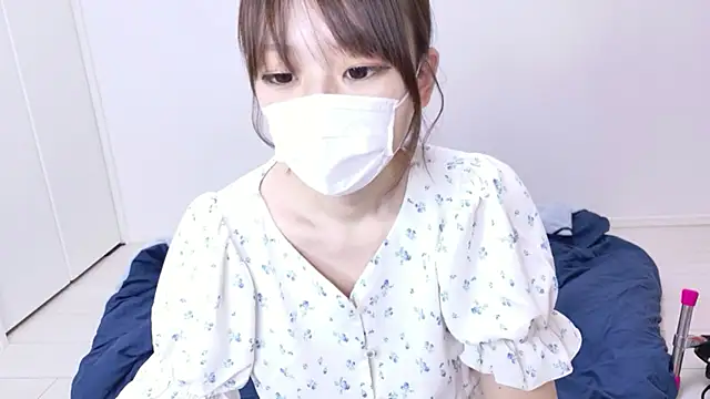 hi---chan- online show from April 2026 08:07:01 PM