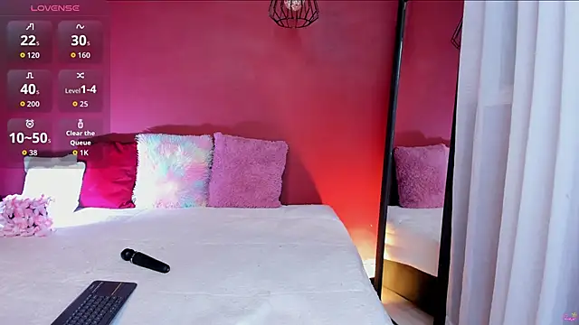  Tattoo Couple online show from May 2026 02:44:02 PM