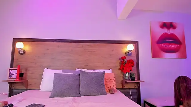 EmmaBakeer online show from October 2025 10:56:02 AM