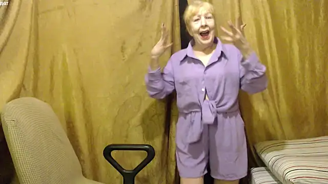  Estelitta 5 online show from November 2025 05:18:01 PM