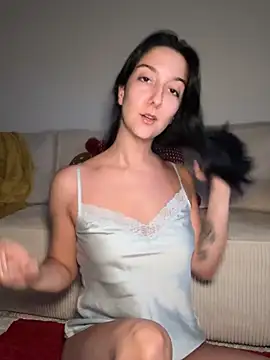  Juliette online show from June 2026 07:44:02 PM