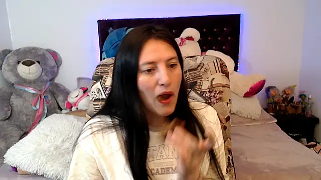 Snapshot of Lorenahot_06 chatting on March 2026 07:10:02 PM Lorenahot 06 online show from March 2026 07:10:02 PM