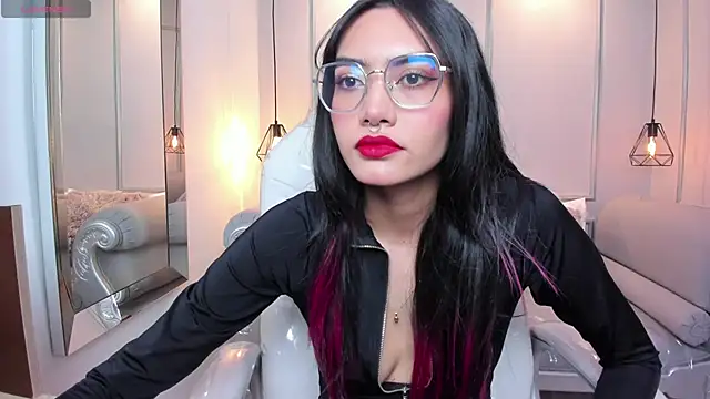 AzuraKindong online show from September 2025 07:19:02 PM