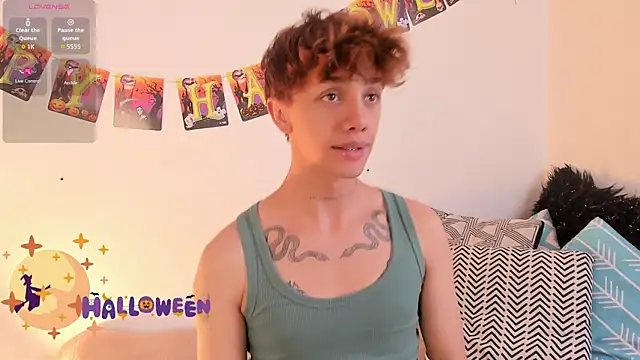 Tomy Rox online show from October 2025 08:22:02 PM