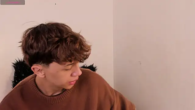 Tomy Rox online show from November 2025 07:46:02 PM