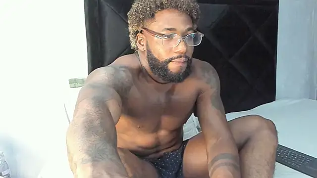 Snapshot of Dancelwashington chatting on February 2025 08:48:02 PM Dancelwashington online show from February 2025 08:48:02 PM