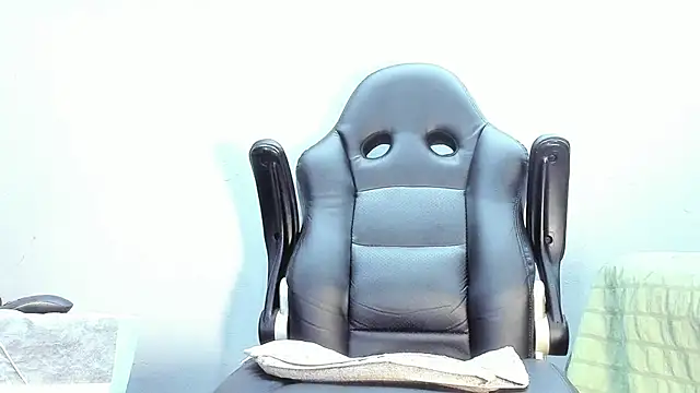 Snapshot of Dancelwashington chatting on October 2025 09:59:01 PM Dancelwashington online show from October 2025 09:59:01 PM