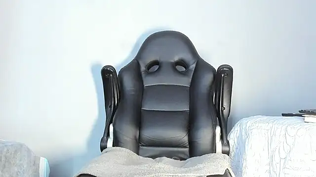 Snapshot of Dancelwashington chatting on October 2025 08:03:02 PM Dancelwashington online show from October 2025 08:03:02 PM